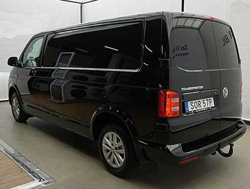 Två nya Volkswagen Transporter stulna på bilföretag i Åkersberga